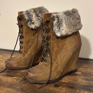 Boutique Faux Fur Trim Brown Wedge Lace-Up Ankle Boots -never worn